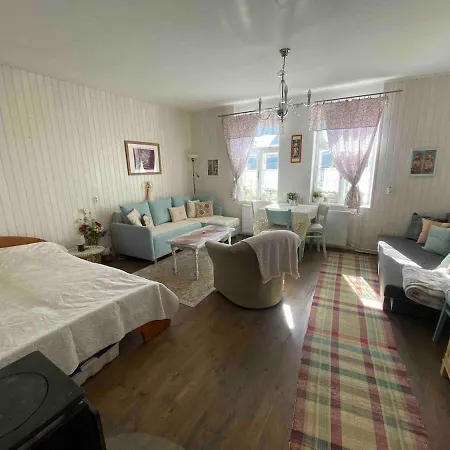 Chalúpka Pod Kriváňpom Apartamento *